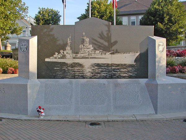 Memorial to USS Indianapolis